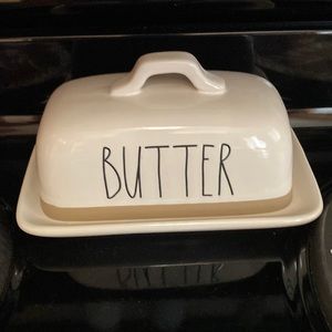 RAE DUNN butter Dish
